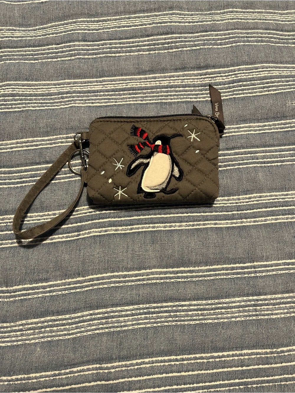 Vera Bradley Quilted Gray Penguin Wristlet Card Case
